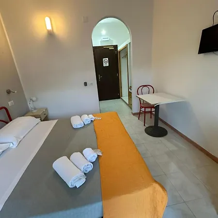 Il Villaggio 100 Mt Dal Mare Cilento Basilicata Coast 酒店 Santa Marina (Campania)