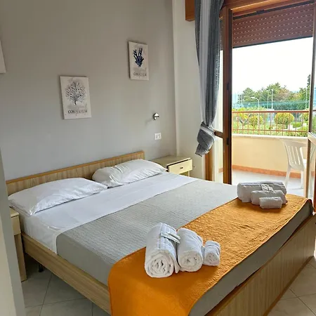酒店 Il Villaggio 100 Mt Dal Mare Cilento Basilicata Coast Santa Marina (Campania)